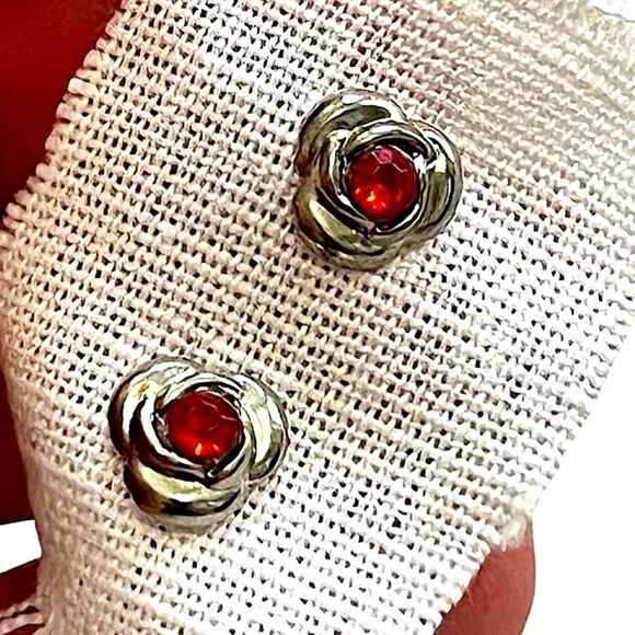 🌴 Y2K Stud Earring Bundle – 8 Pairs Mixed Vintage Cute Retro Piercing Lot - Picture 4 of 12